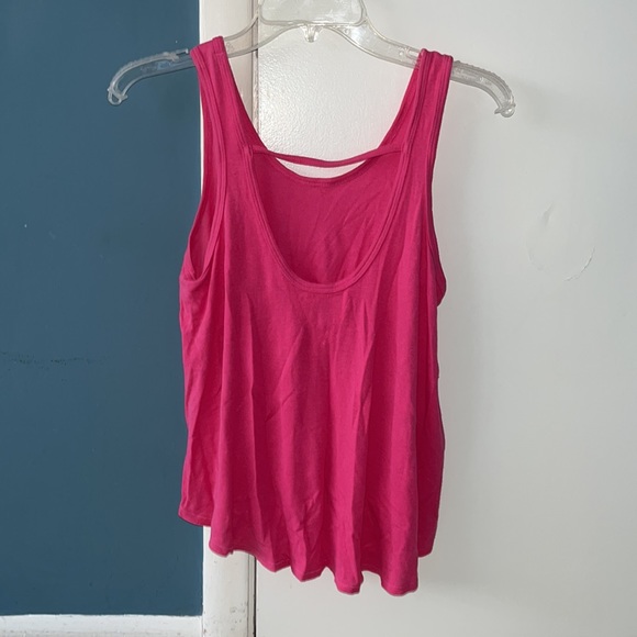 T2LOVE Hot Pink Short Sleeve Tank Top with Cool Back - Picture 2 of 2